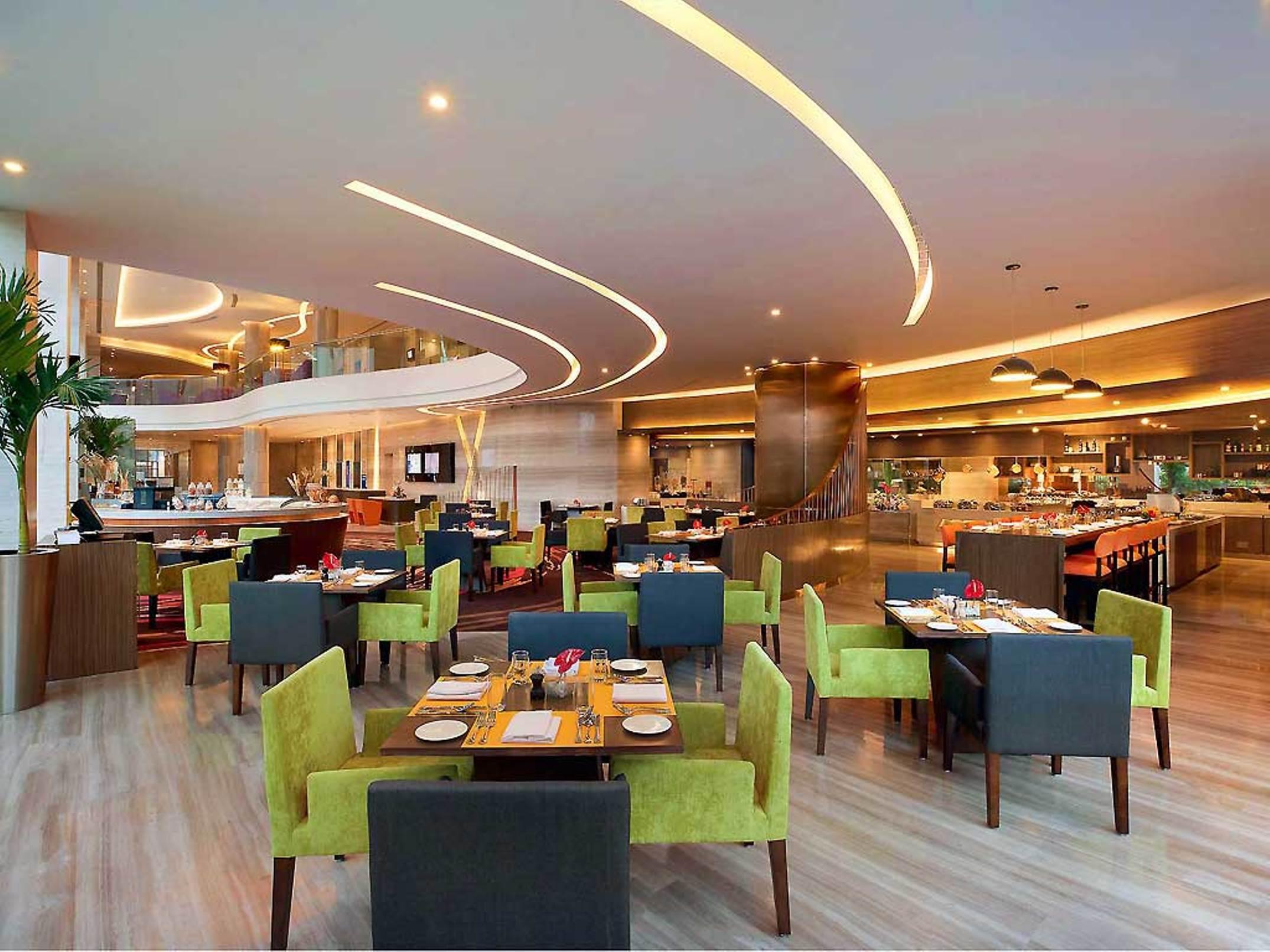 Novotel होटल