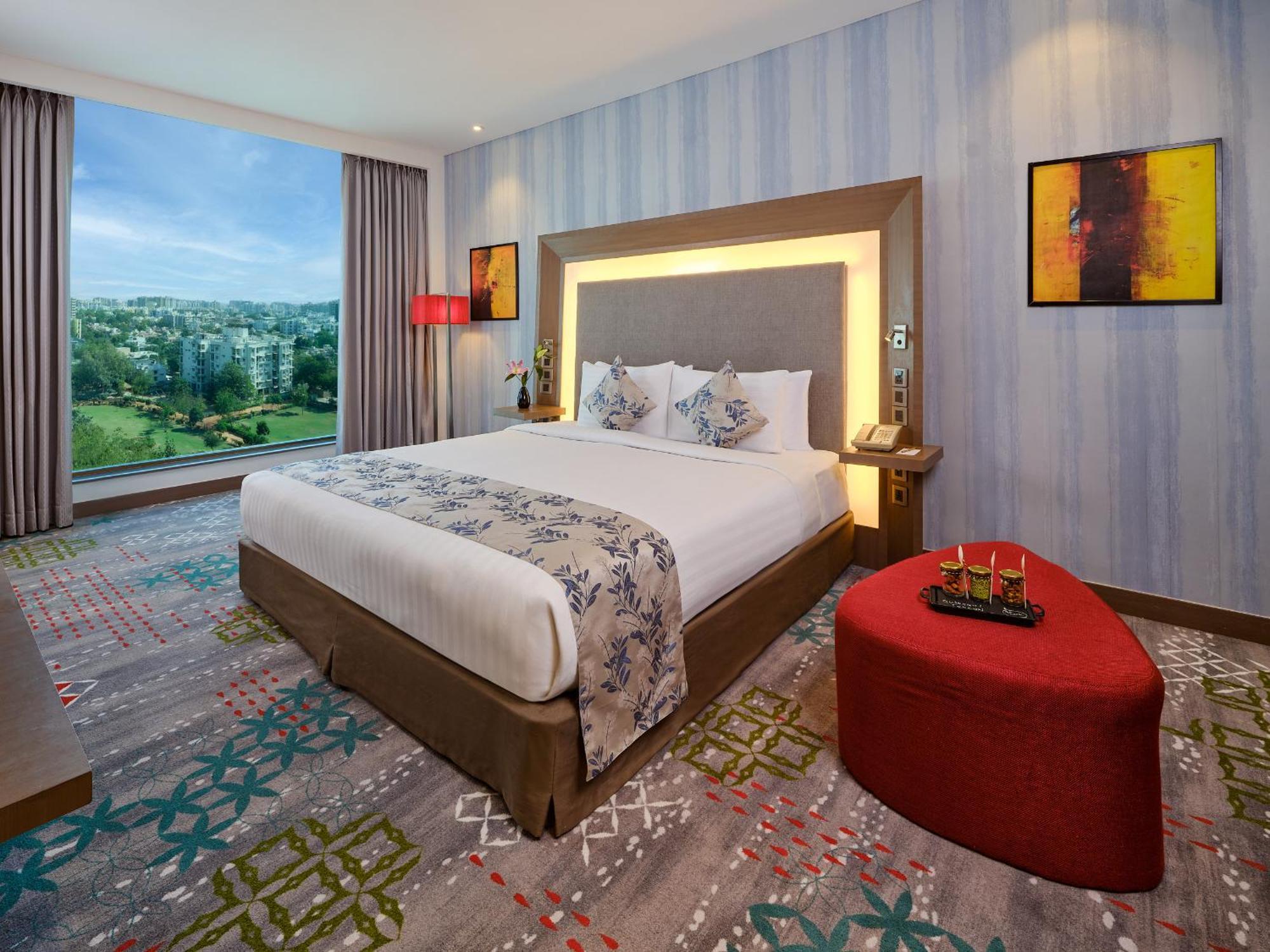 होटल Novotel 5*